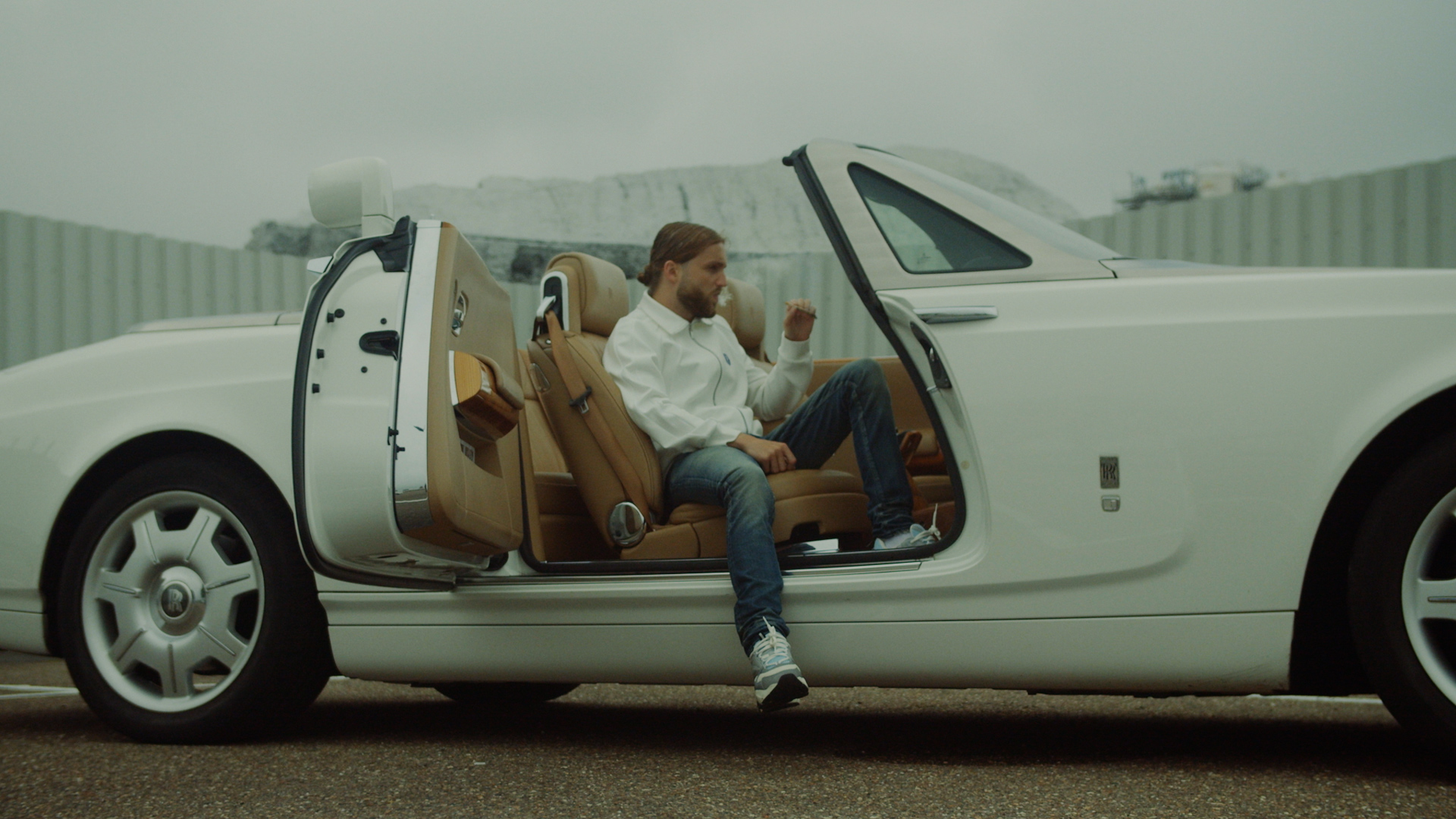 Still from Kevin - Buurthuis