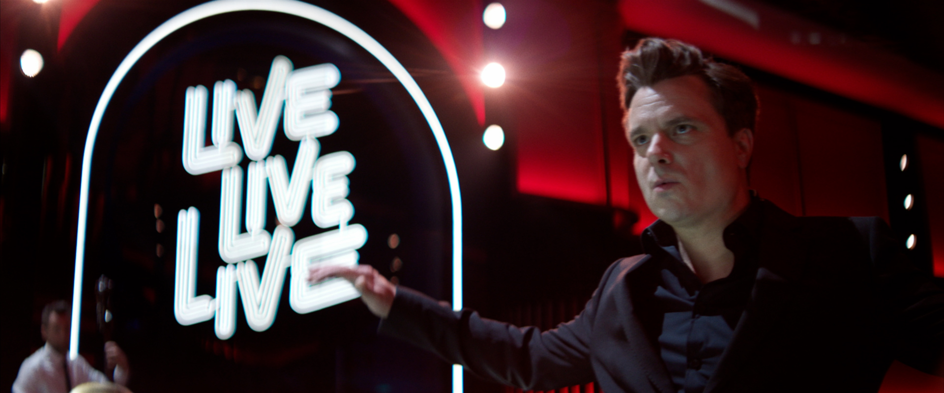 Still from VRT - Live Live Live