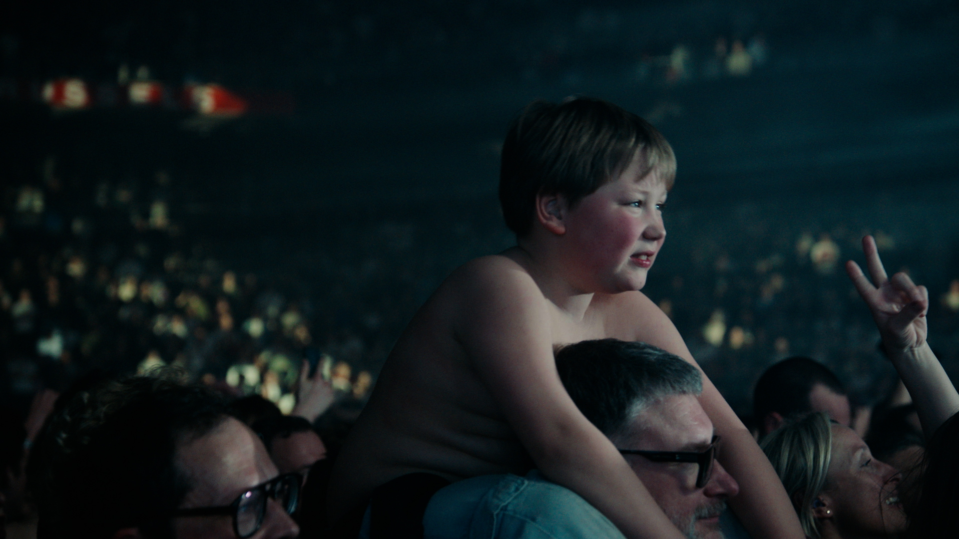 Still from Zwangere Guy - Aftermovie Vorst